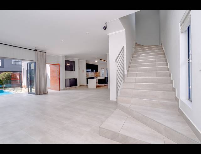 4 BEDROOM CLUSTER FOR SALE IN BRYANSTON